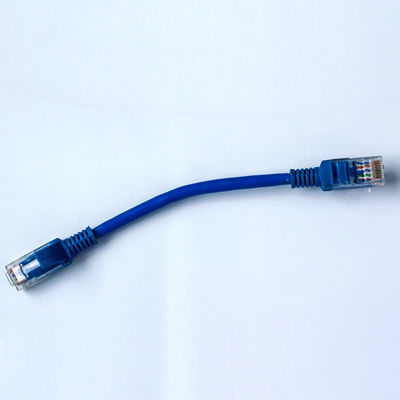 Niebieski kabel sieciowy Cat5e o długości 0,5 m Utp Miedziany kabel sieciowy